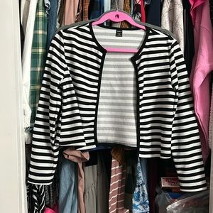 SHEIN Crop-Top Shrug